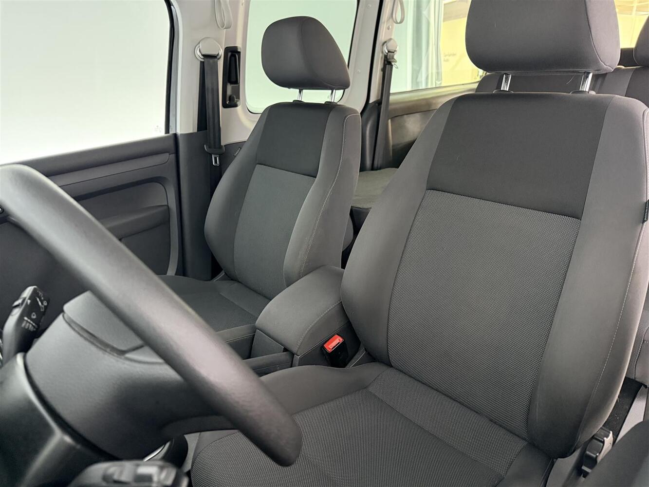 Volkswagen Caddy Maxi vaihtoauto