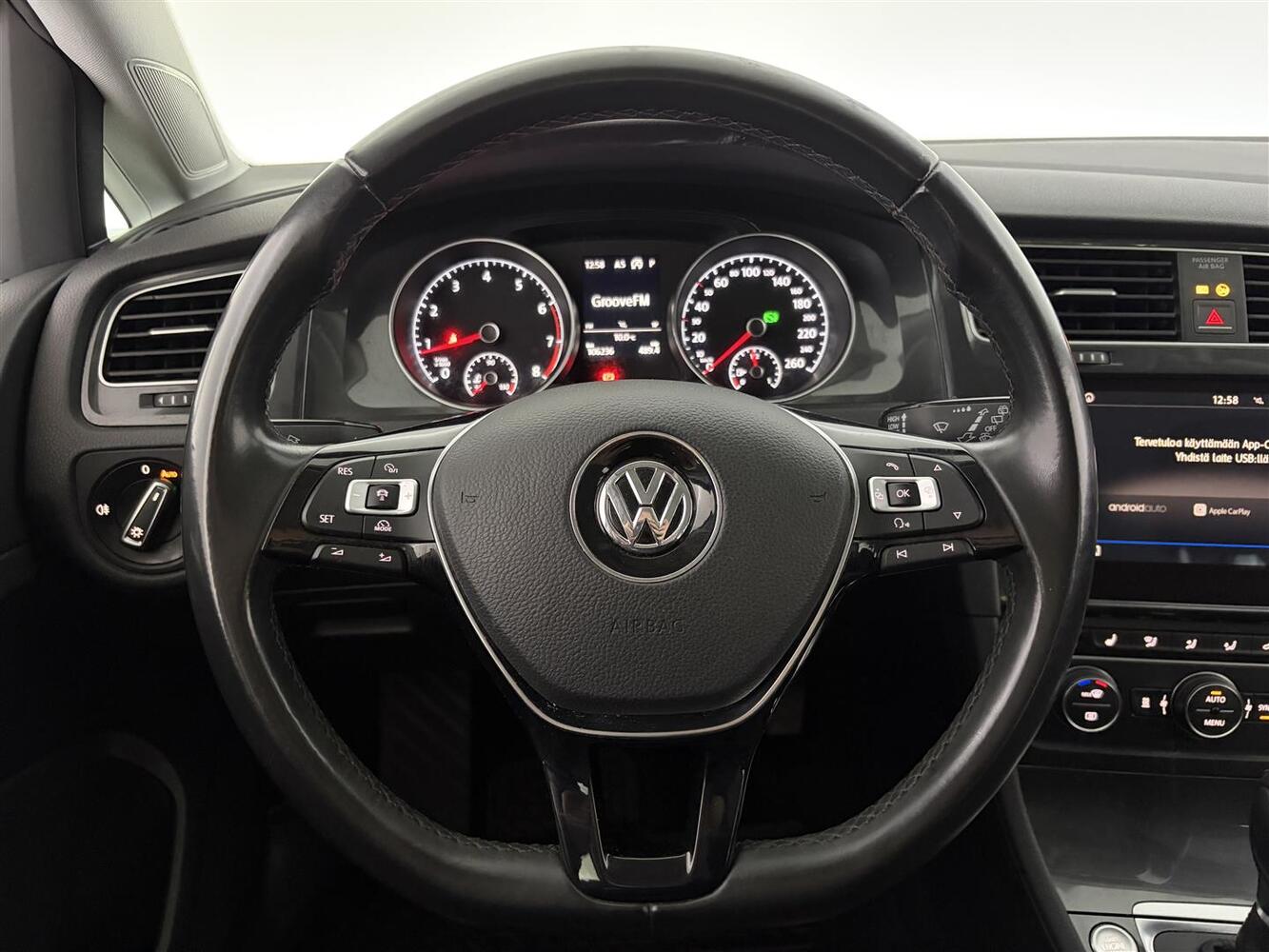 Volkswagen Golf vaihtoauto