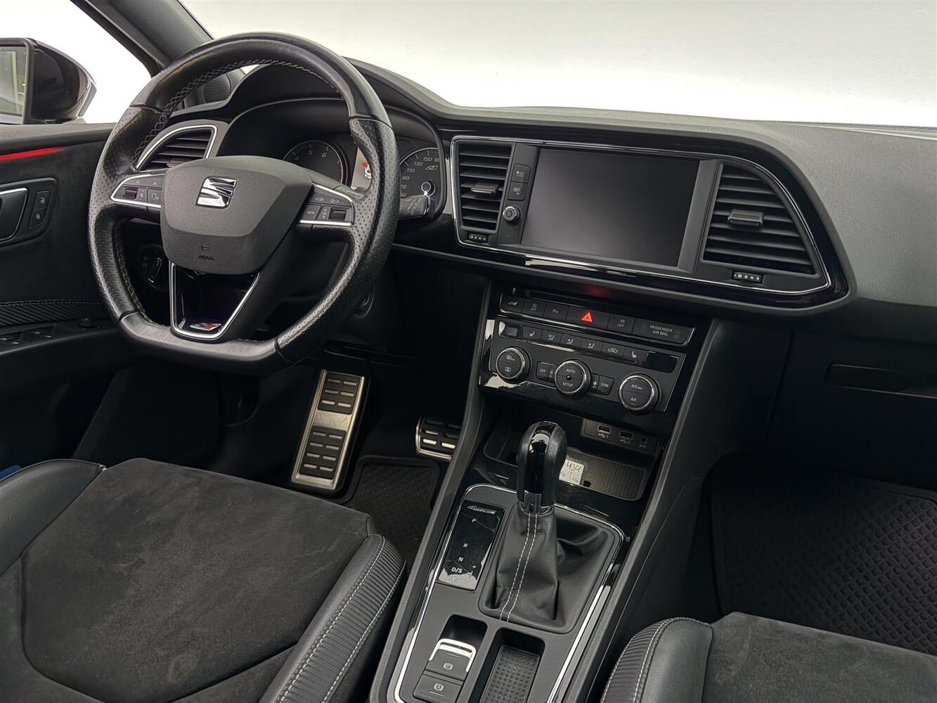 SEAT Leon ST vaihtoauto