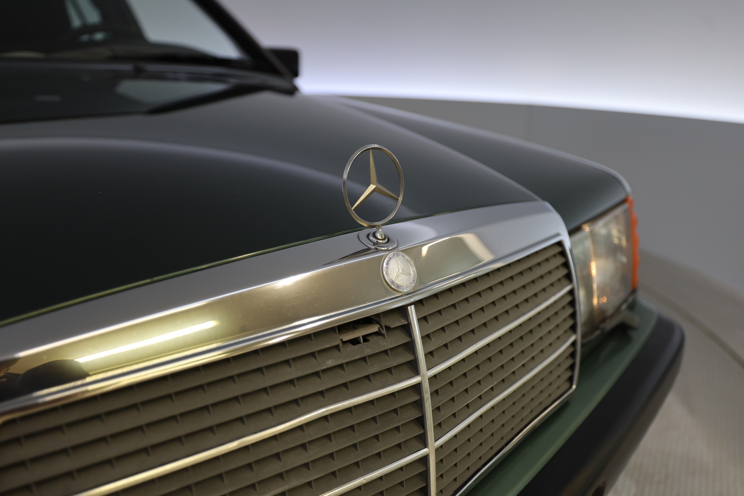 Mercedes-Benz 190 vaihtoauto