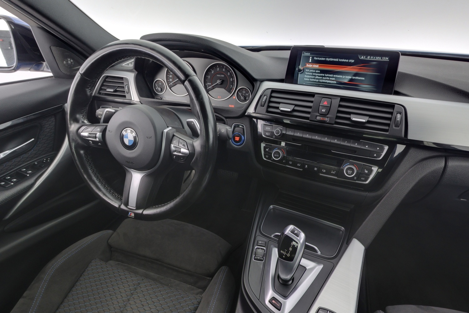 BMW 330 vaihtoauto