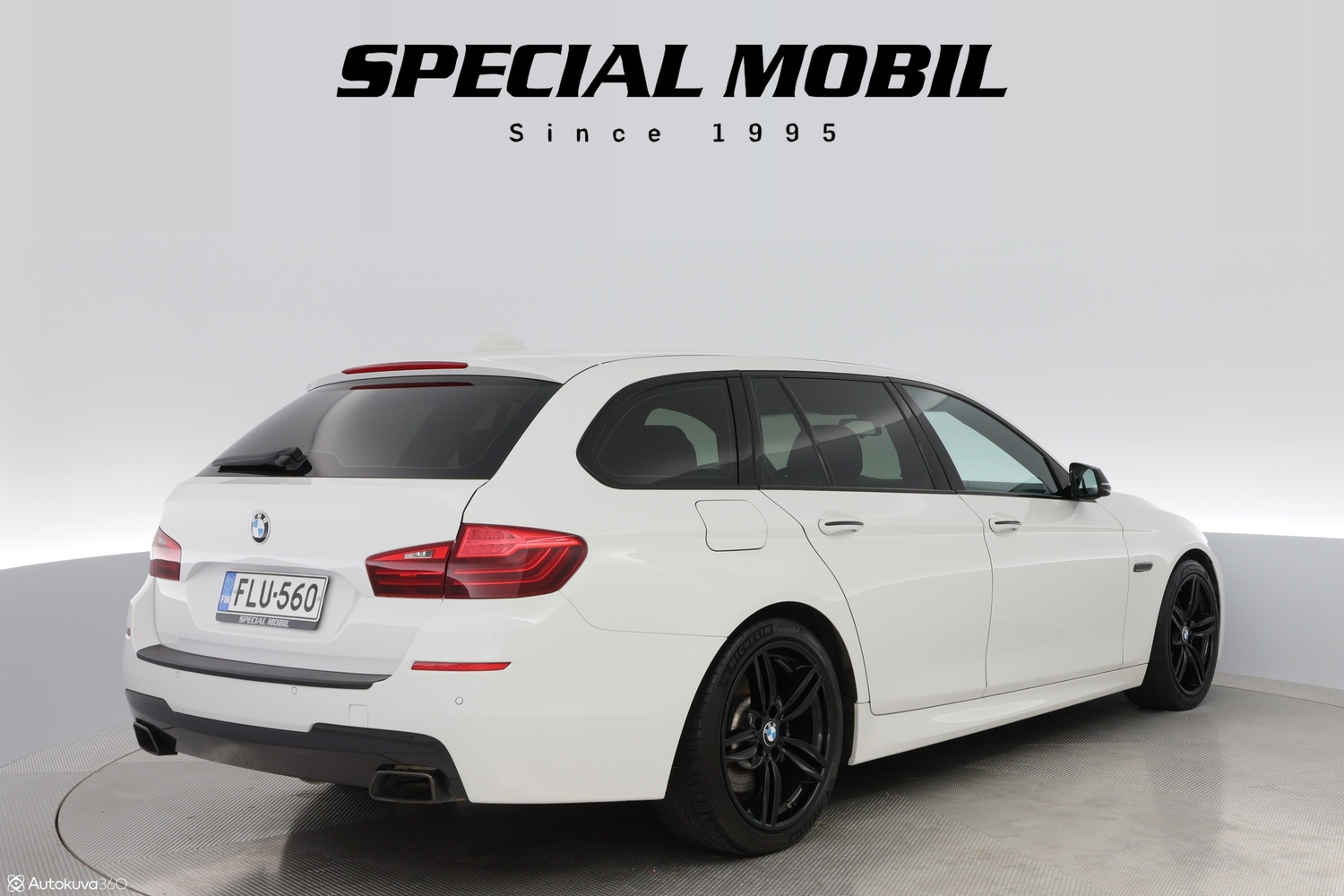 BMW M5 vaihtoauto