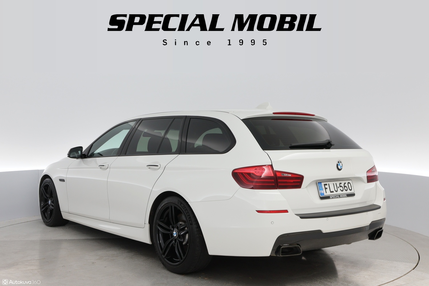 BMW M5 vaihtoauto