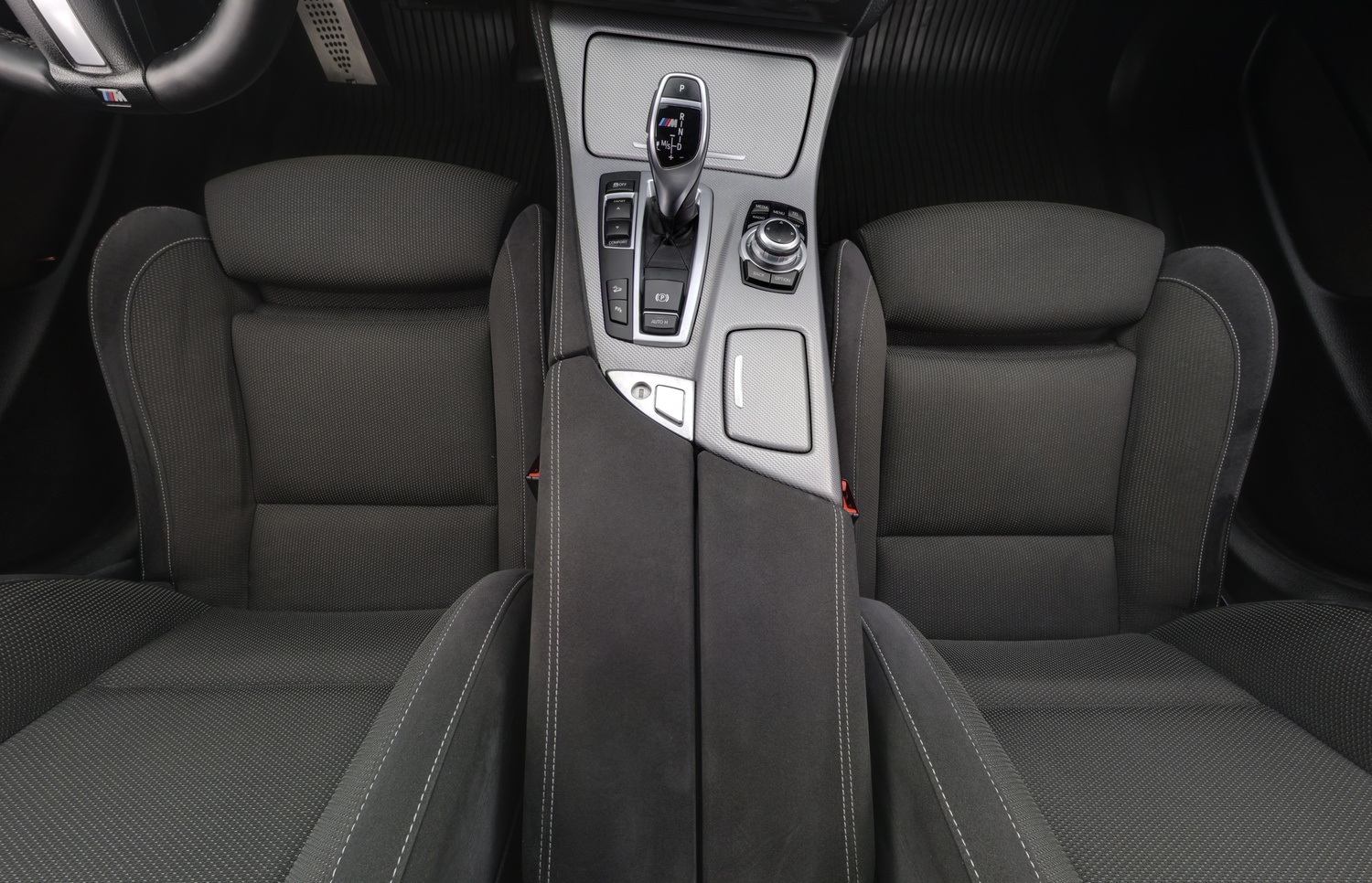 BMW M5 vaihtoauto