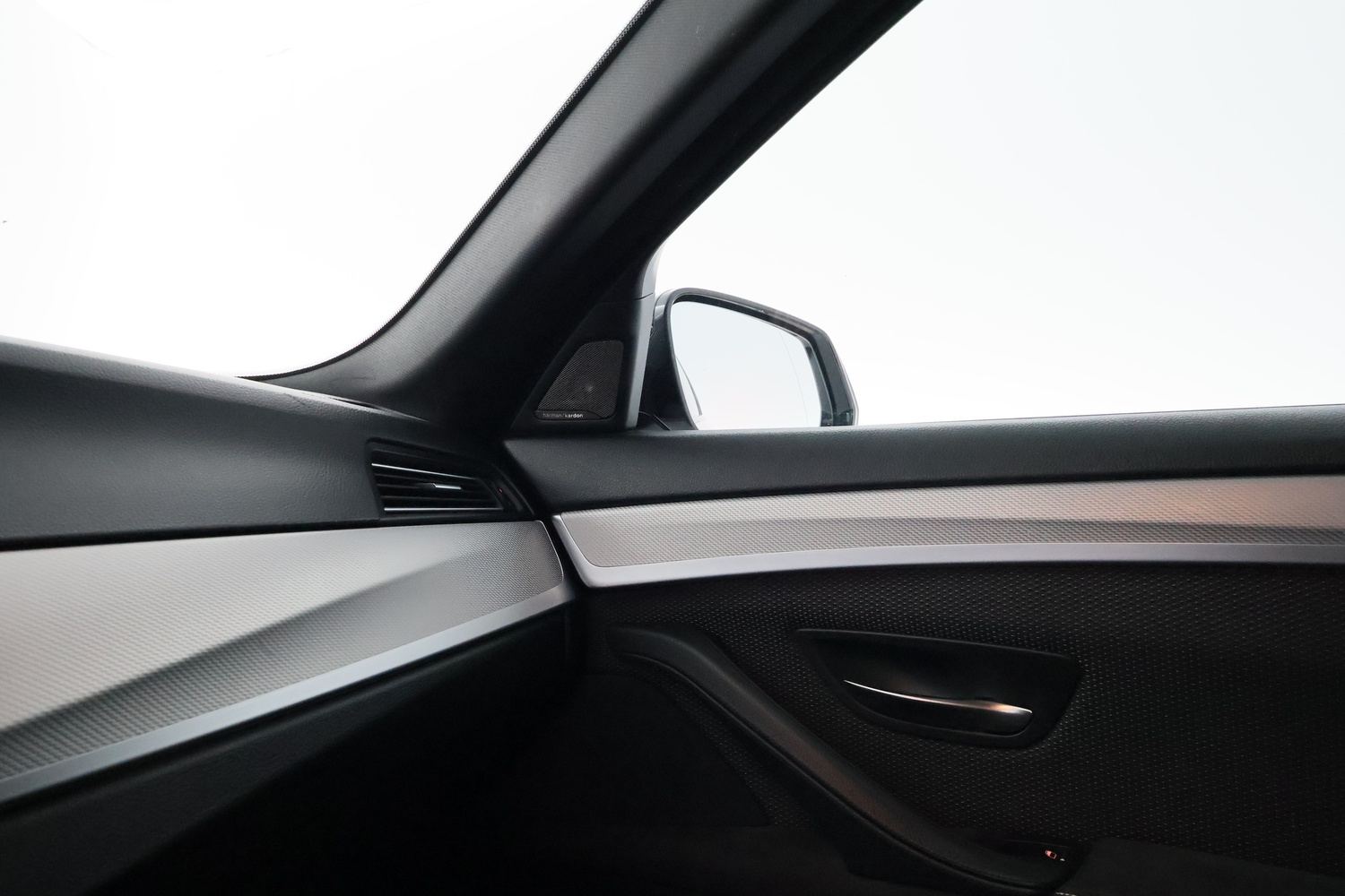 BMW M5 vaihtoauto