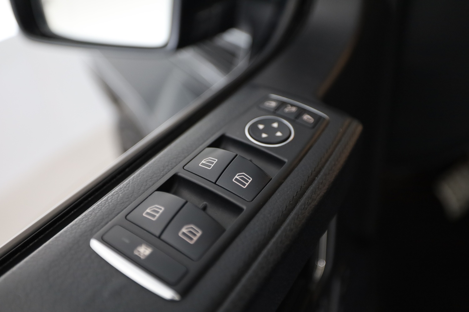 Mercedes-Benz G vaihtoauto