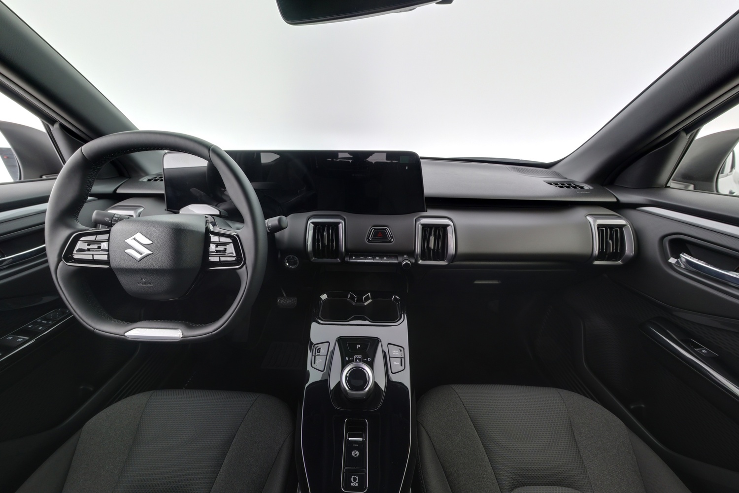 Suzuki e VITARA vaihtoauto