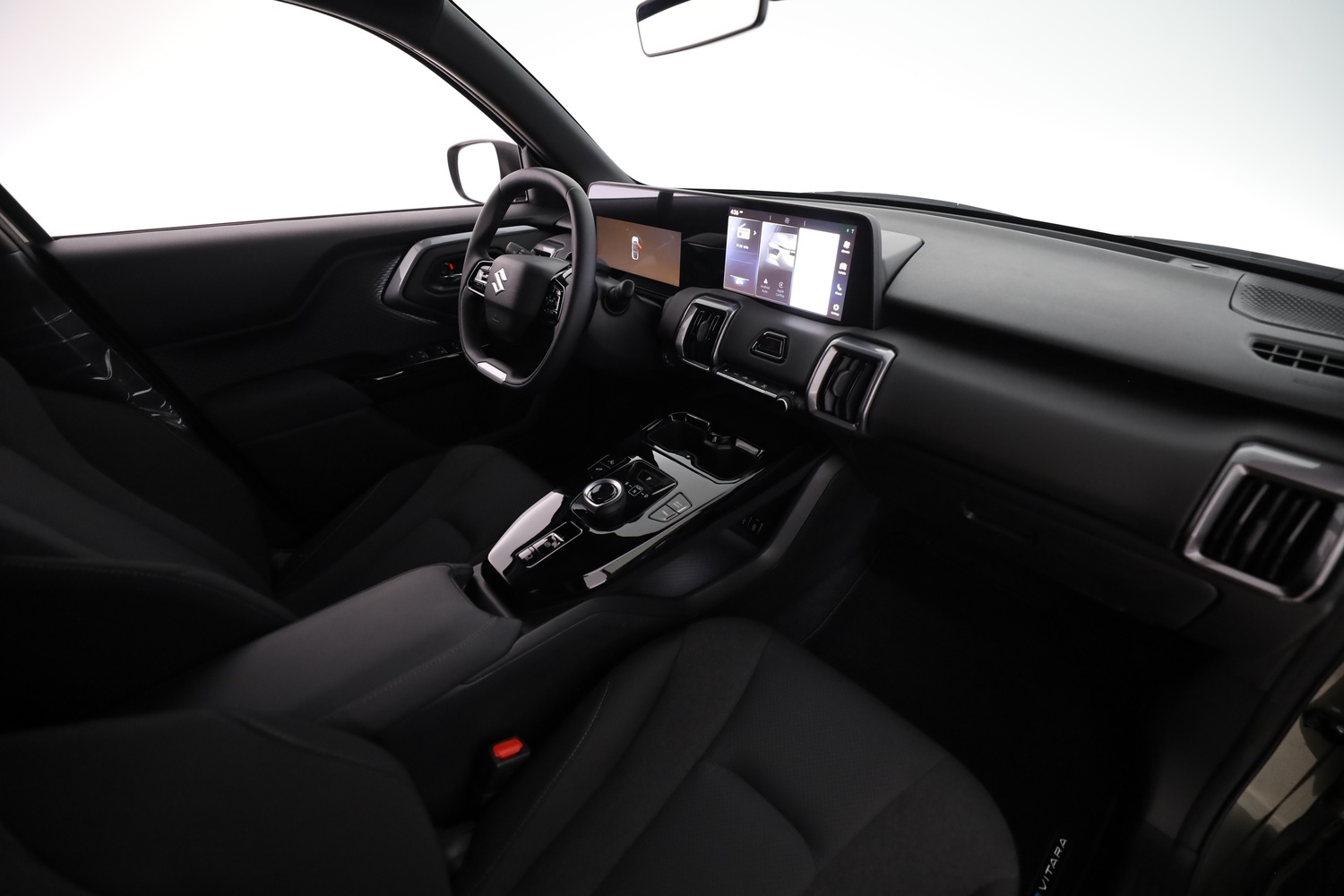 Suzuki e VITARA vaihtoauto