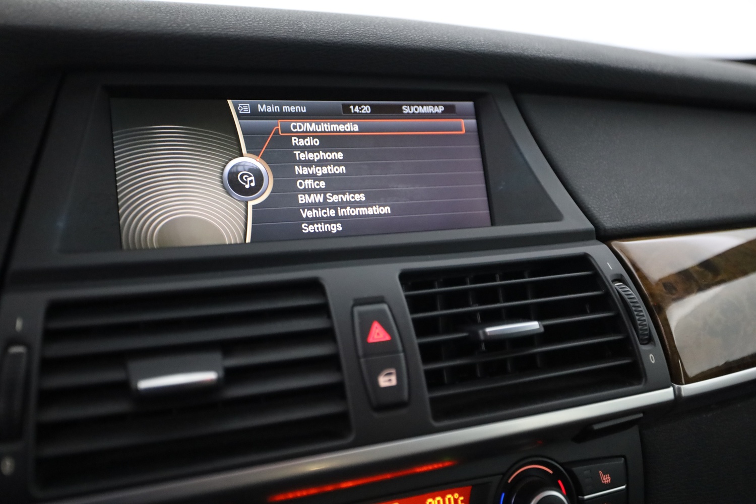 BMW X5 vaihtoauto