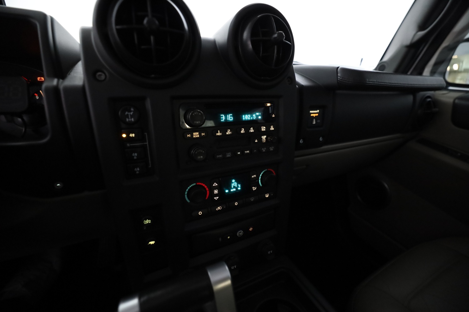 Hummer H2 vaihtoauto