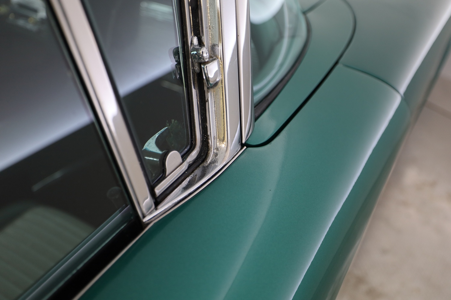 Ford USA Thunderbird vaihtoauto
