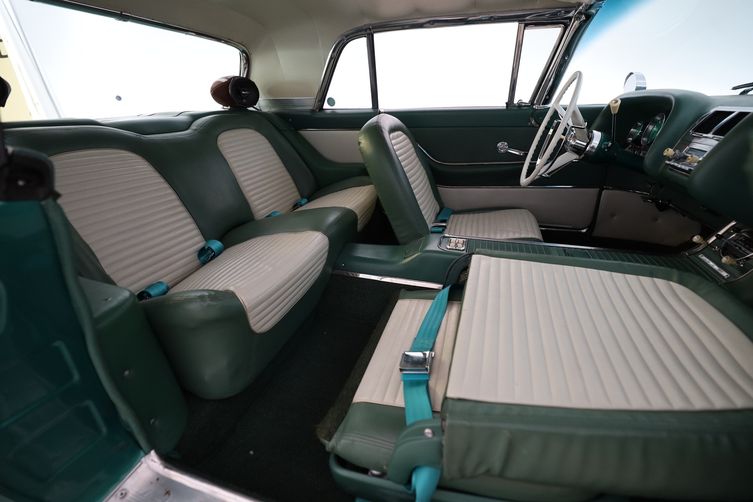 Ford USA Thunderbird vaihtoauto