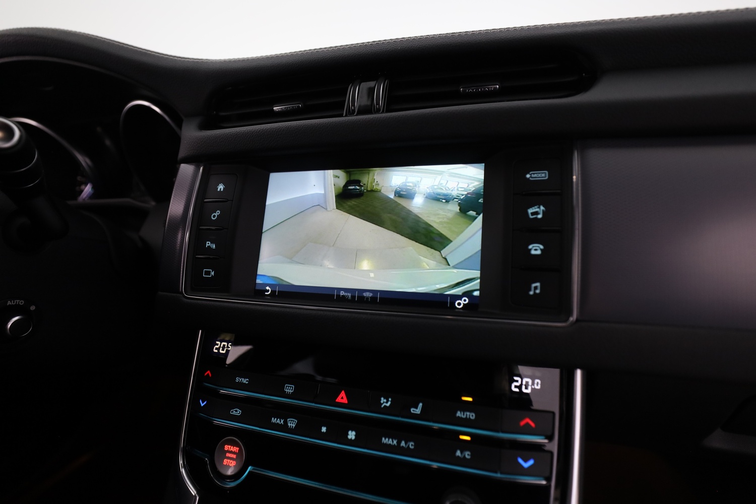 Jaguar XF vaihtoauto