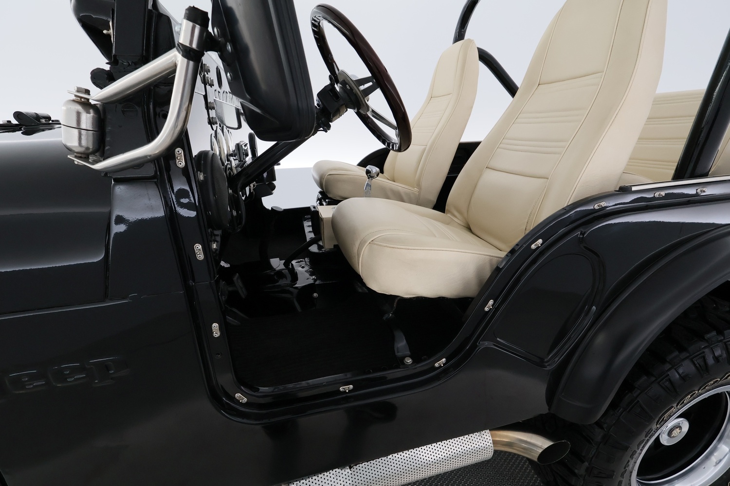 Jeep CJ 5 vaihtoauto