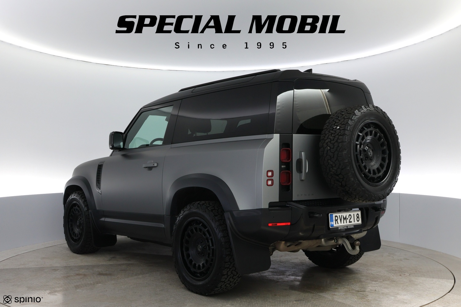 Land Rover Defender vaihtoauto