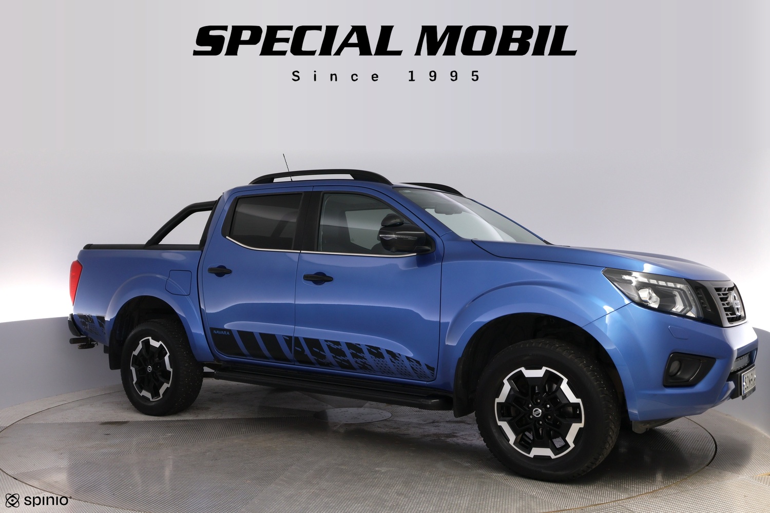 Nissan Navara vaihtoauto