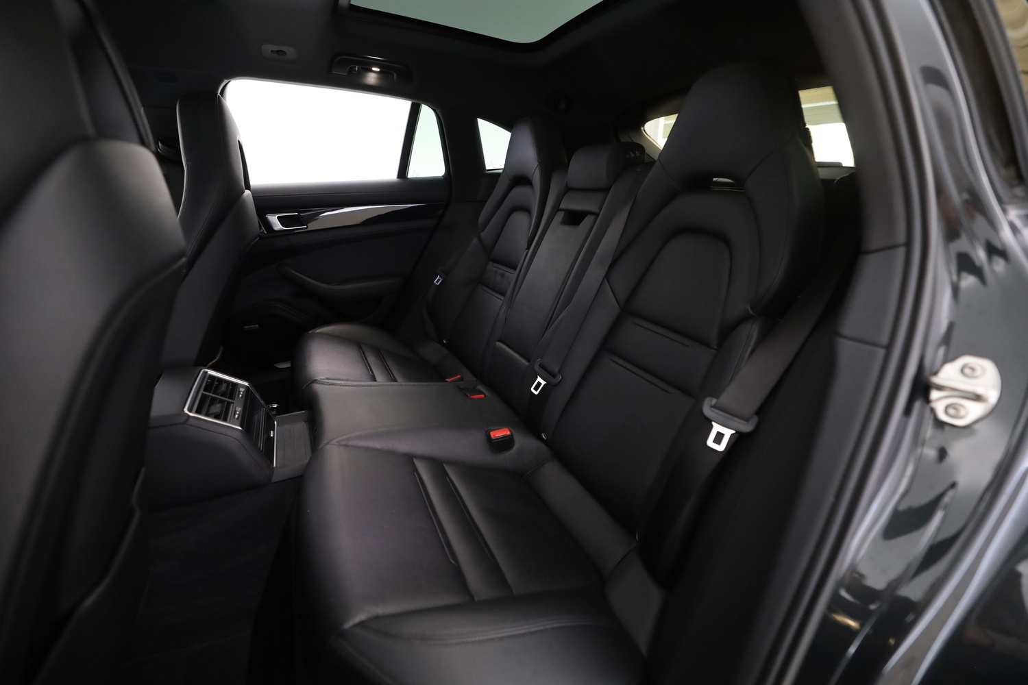 Porsche Panamera vaihtoauto