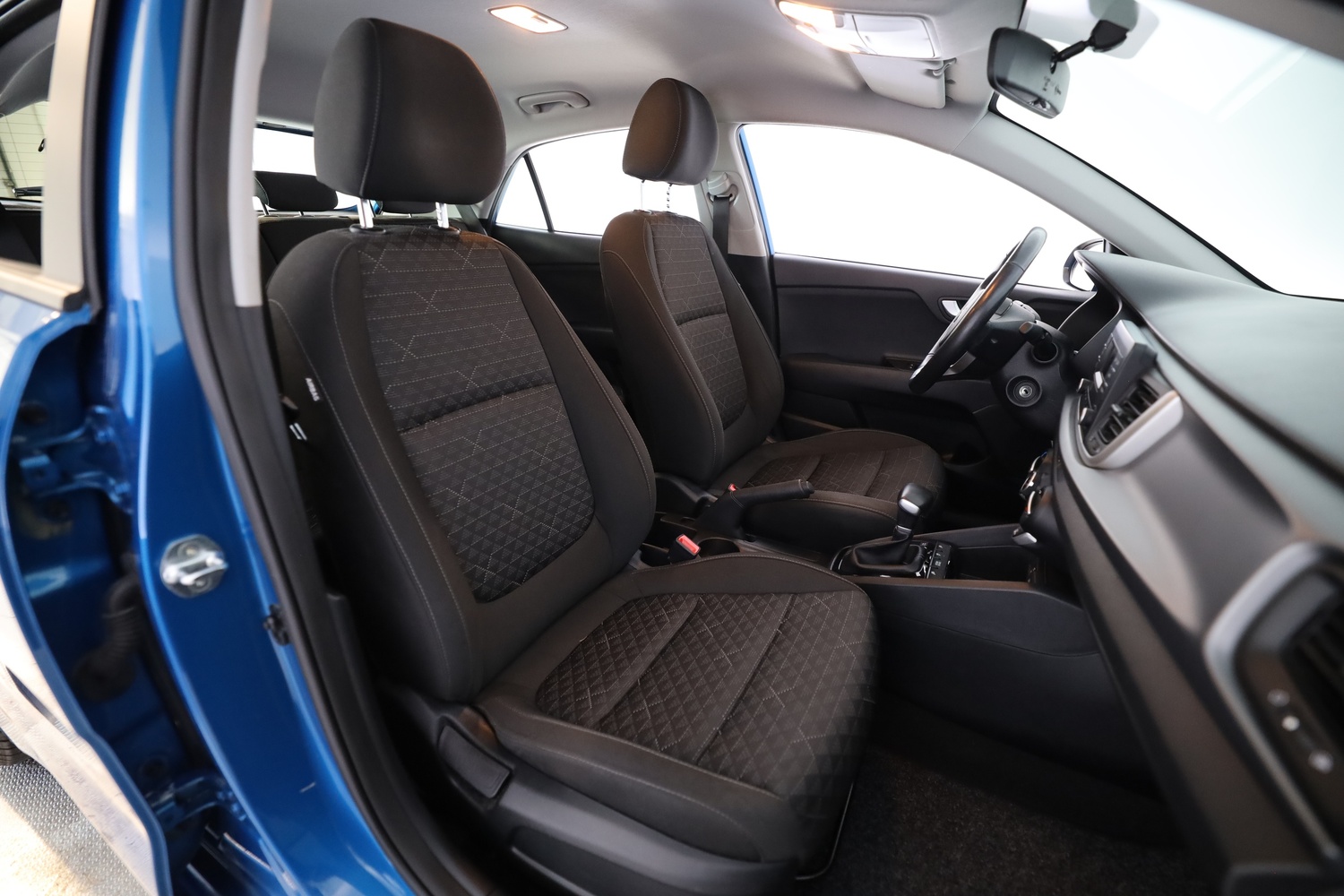 Kia Rio vaihtoauto