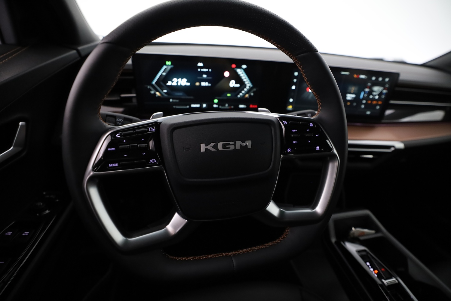 KGM Torres vaihtoauto