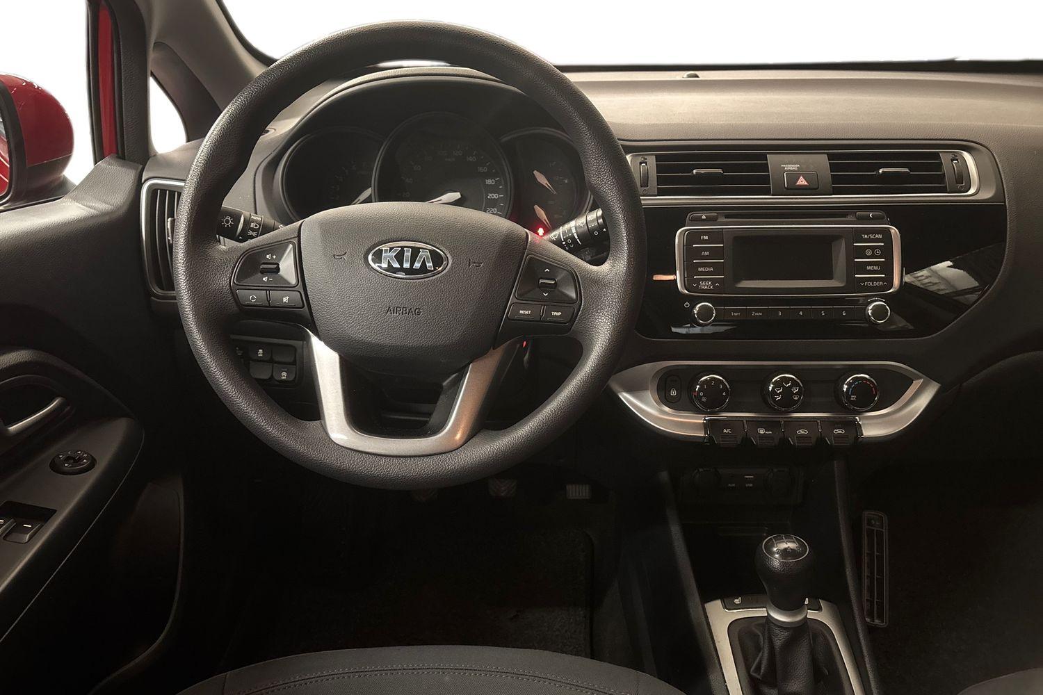 Kia Rio vaihtoauto