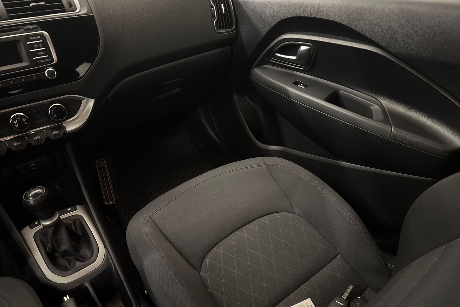 Kia Rio vaihtoauto