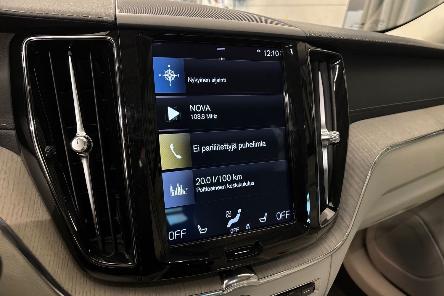 Volvo XC60 vaihtoauto