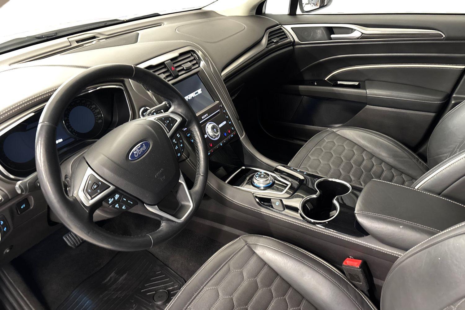 Ford Mondeo vaihtoauto