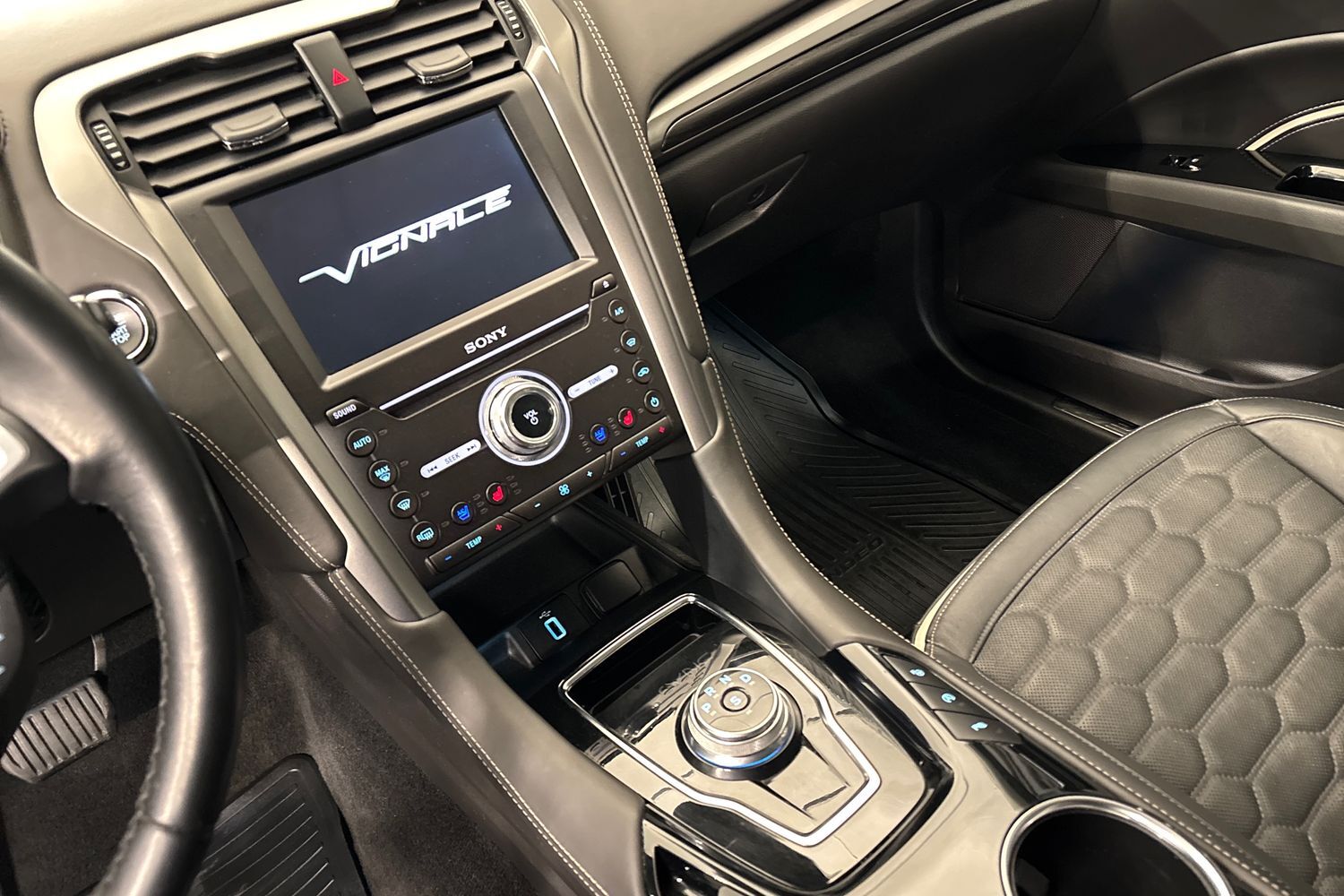 Ford Mondeo vaihtoauto