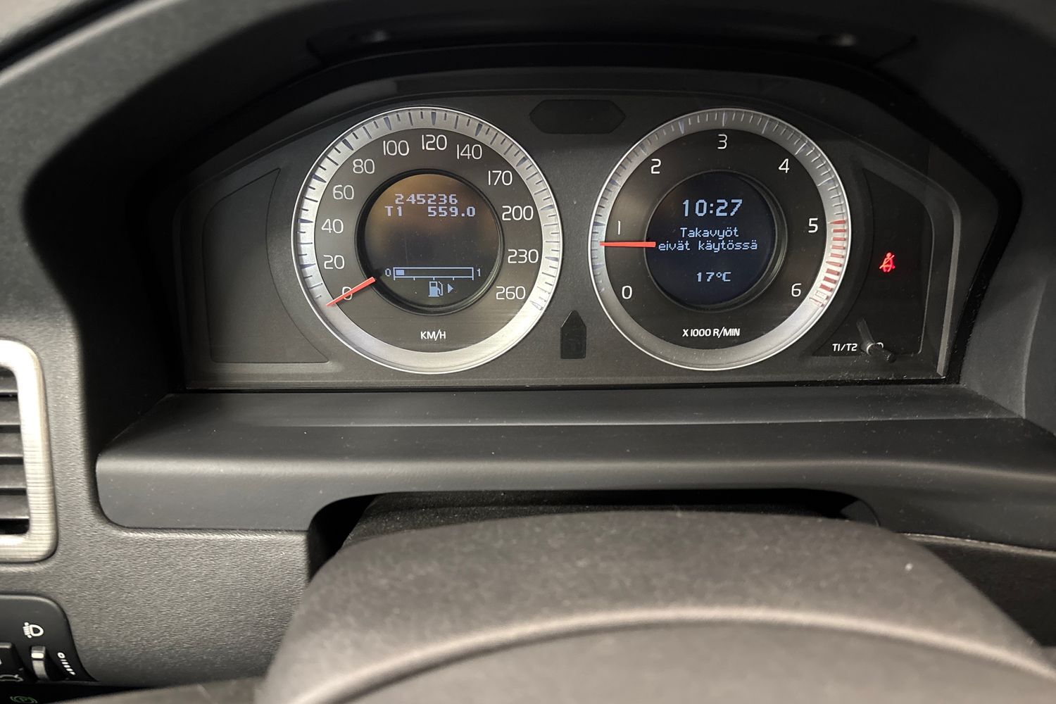 Volvo V70 vaihtoauto