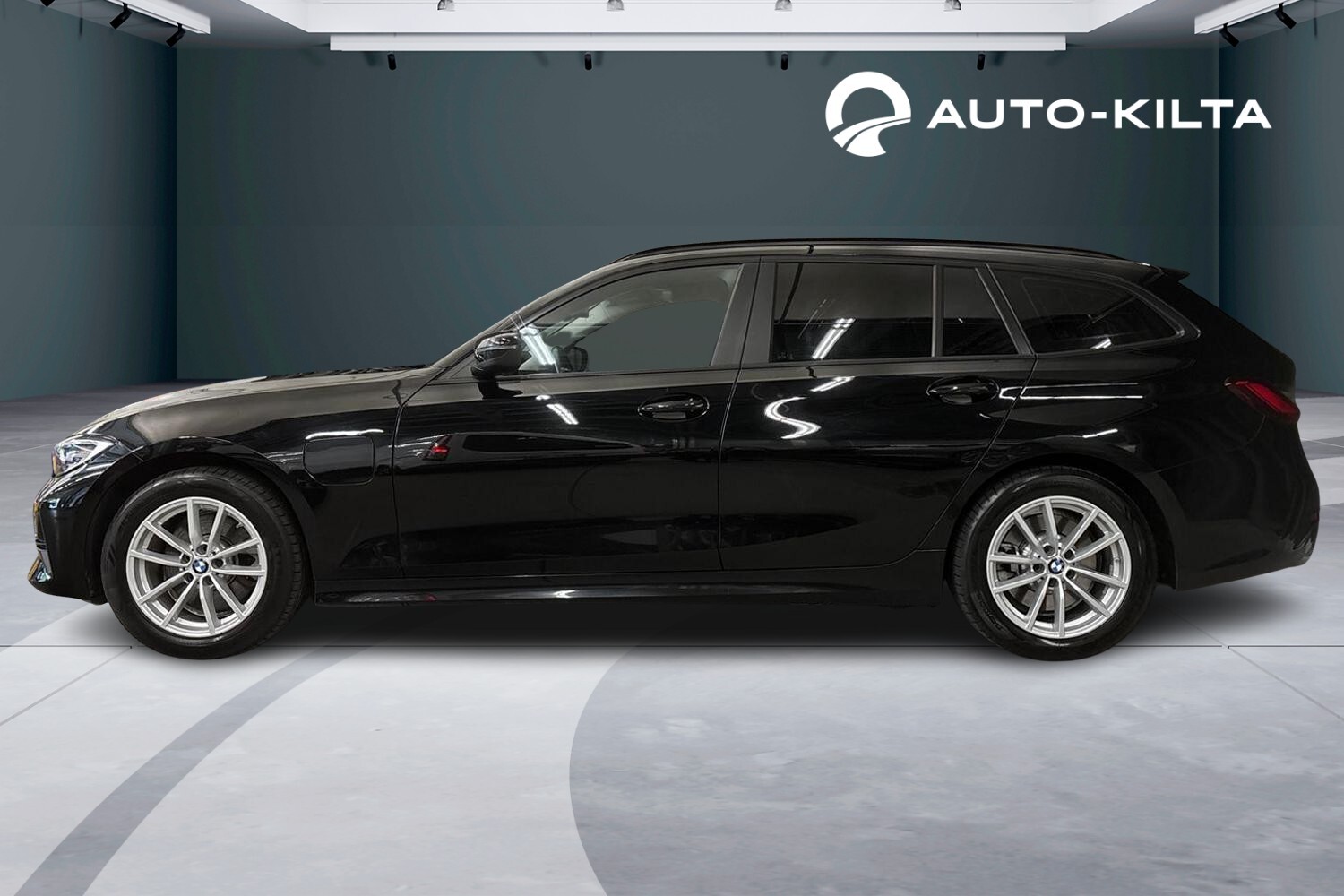 BMW 320 vaihtoauto