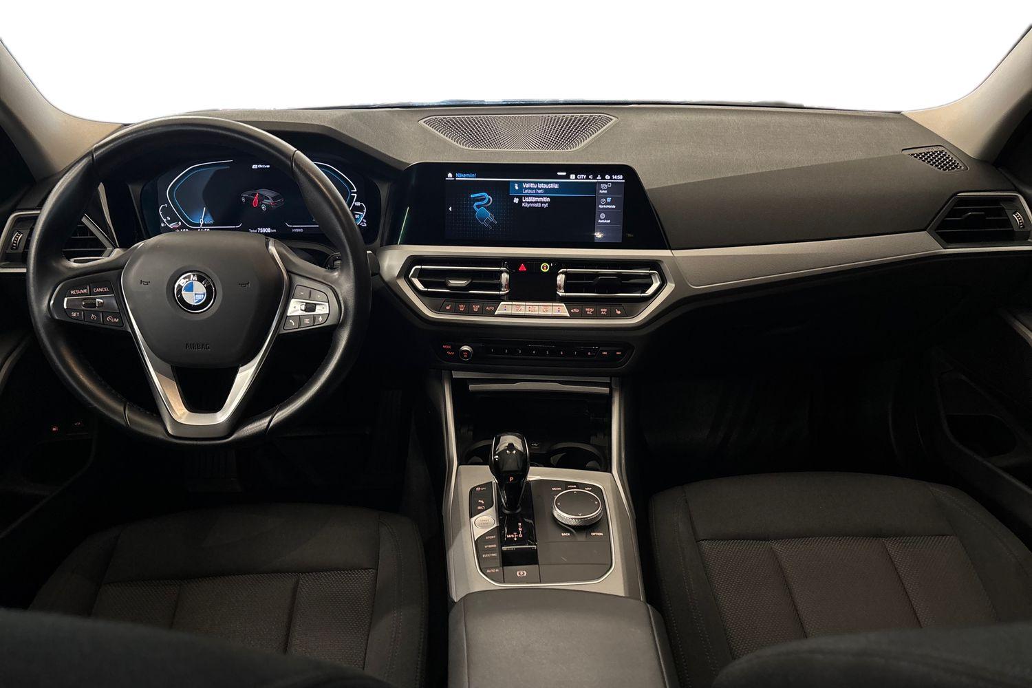 BMW 320 vaihtoauto