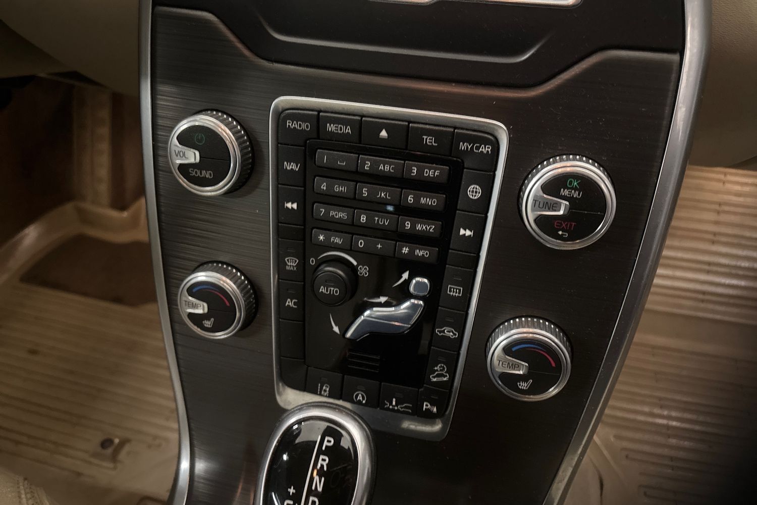 Volvo XC70 vaihtoauto
