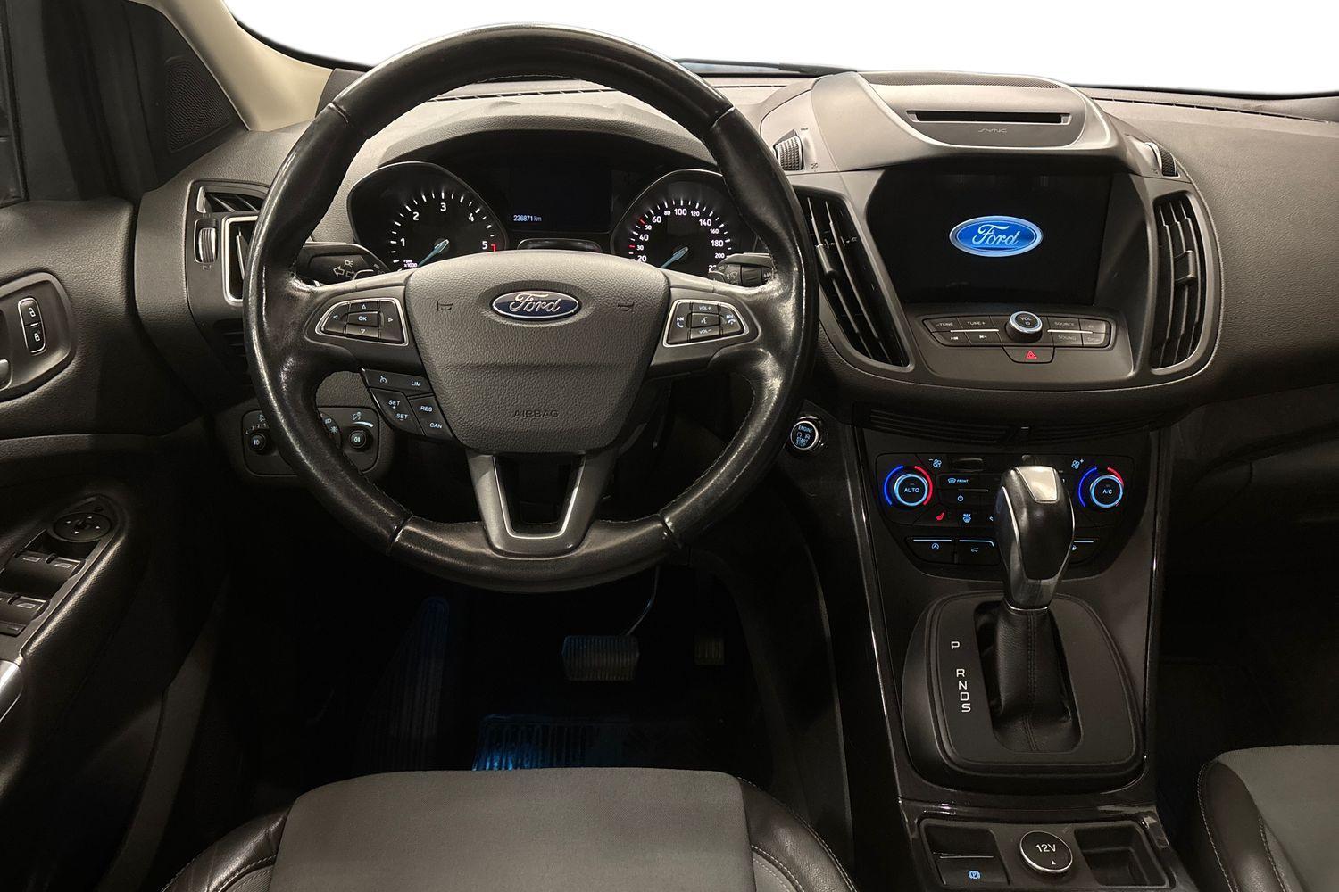 Ford Kuga vaihtoauto