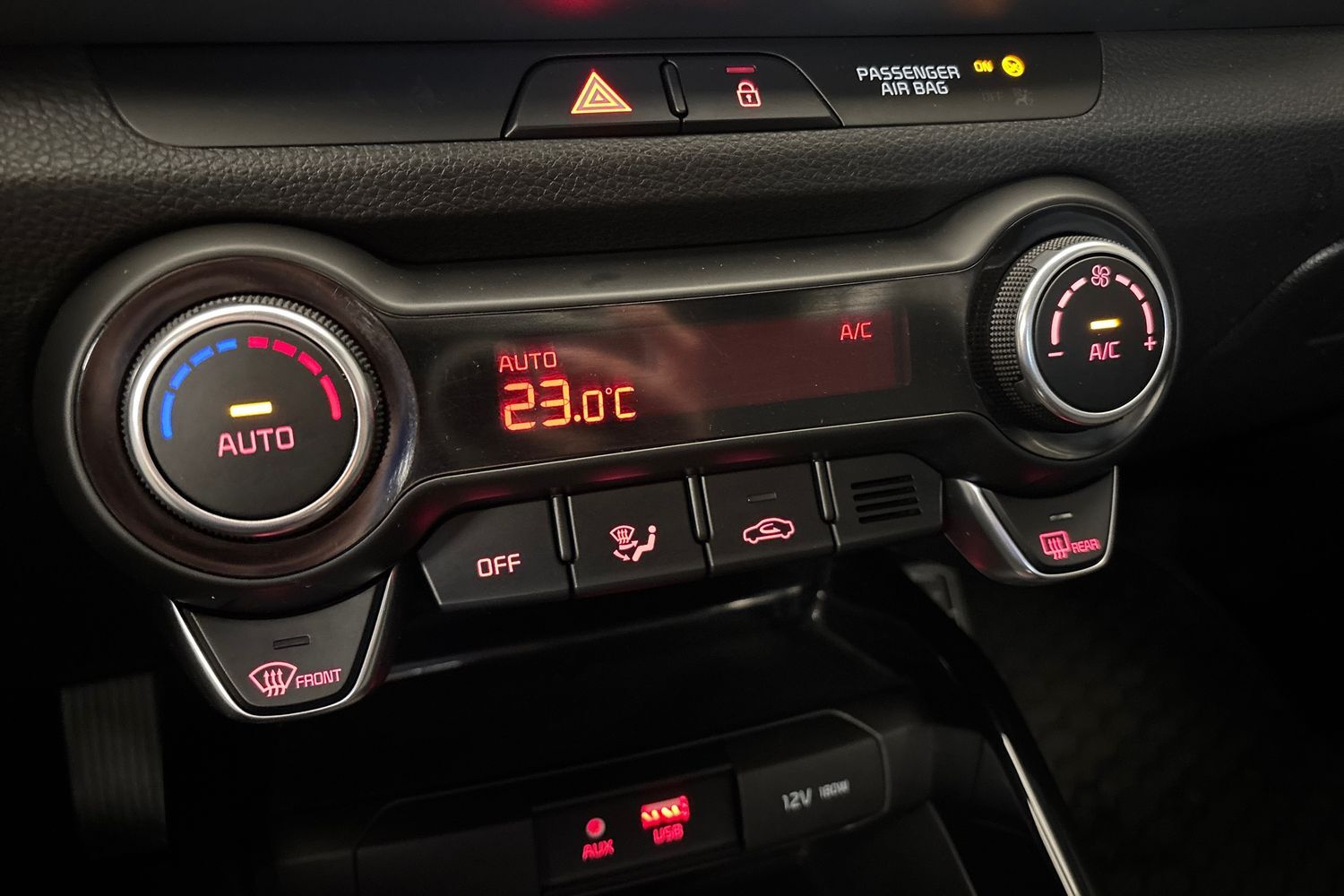 Kia Stonic vaihtoauto