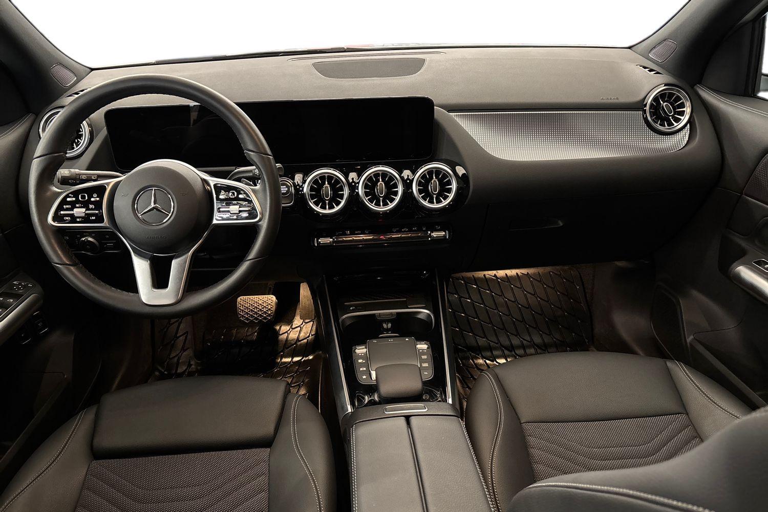 Mercedes-Benz GLA vaihtoauto