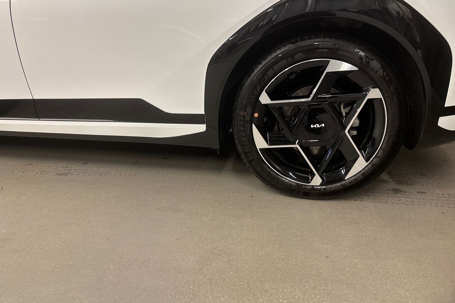 Kia EV4 vaihtoauto