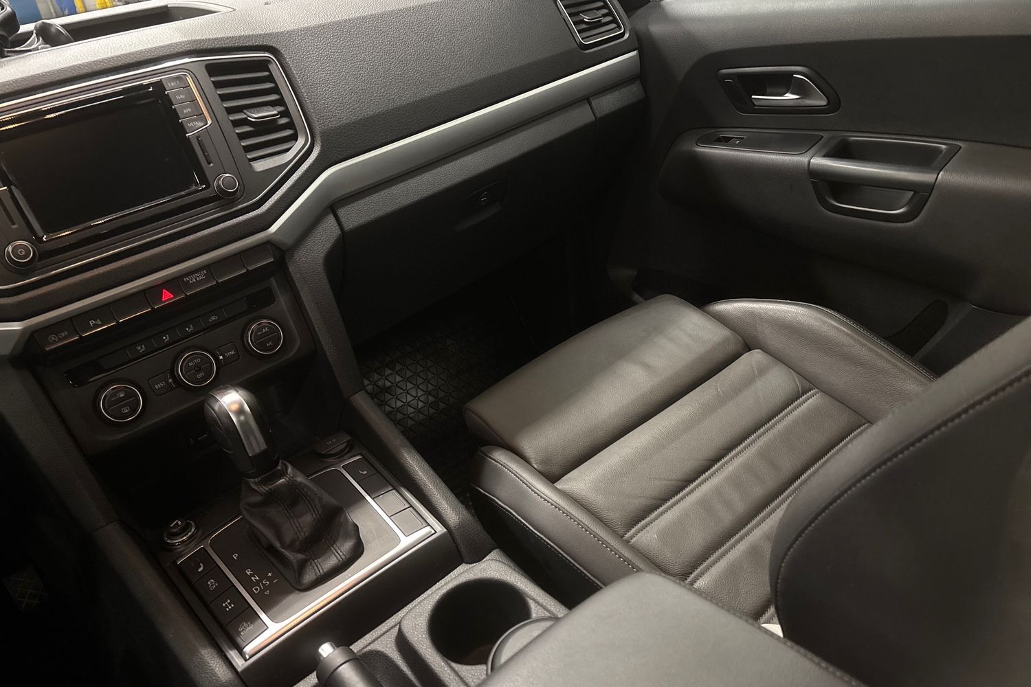 Volkswagen Amarok vaihtoauto