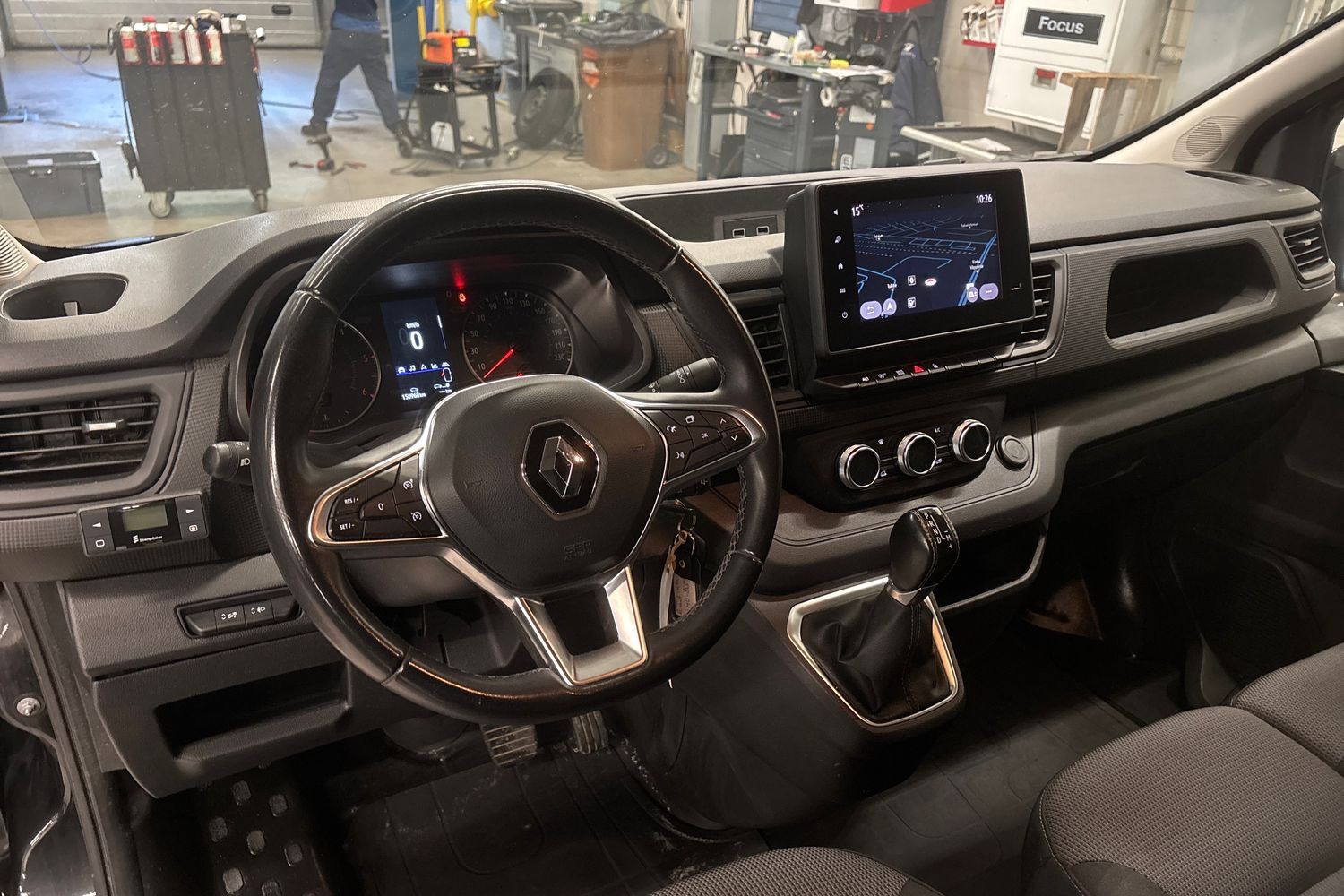 Renault Trafic vaihtoauto