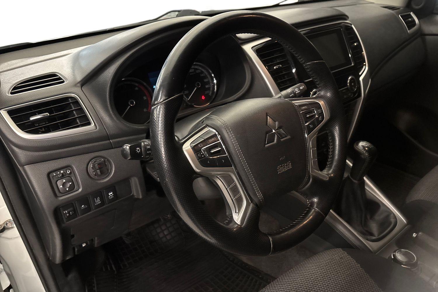 Mitsubishi L200 vaihtoauto