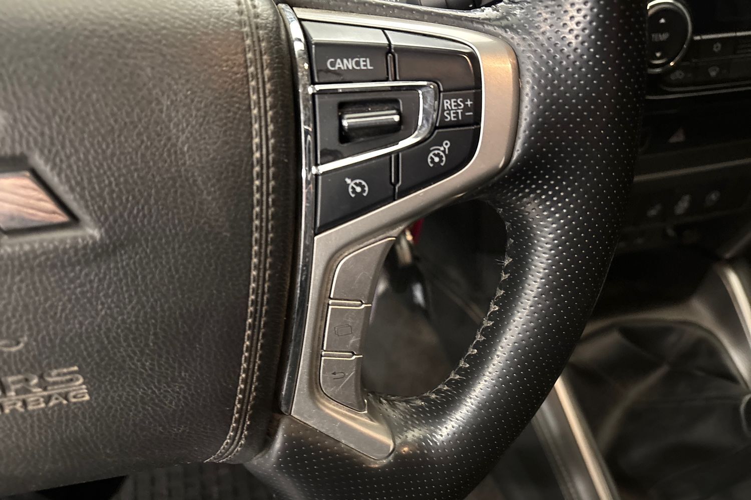 Mitsubishi L200 vaihtoauto