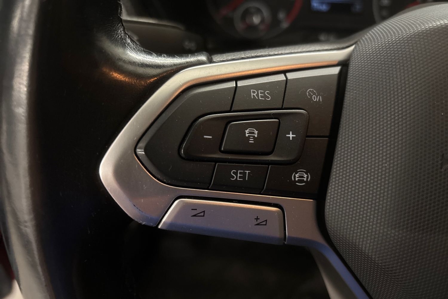 Volkswagen T-Cross vaihtoauto
