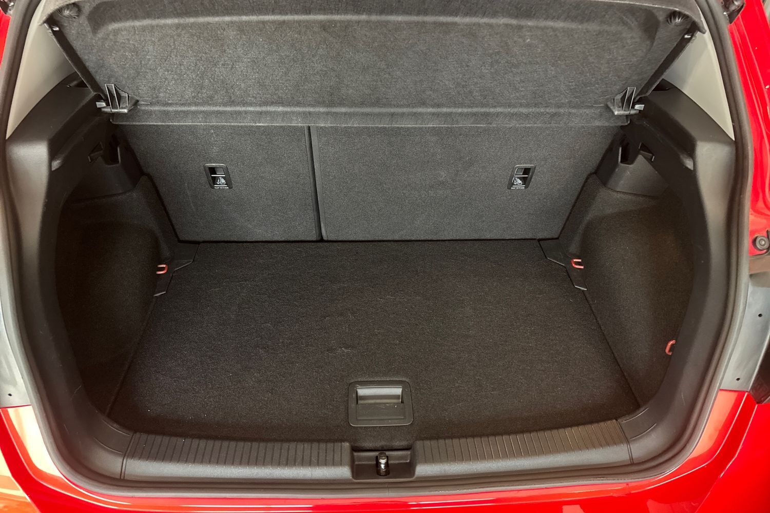 Volkswagen T-Cross vaihtoauto