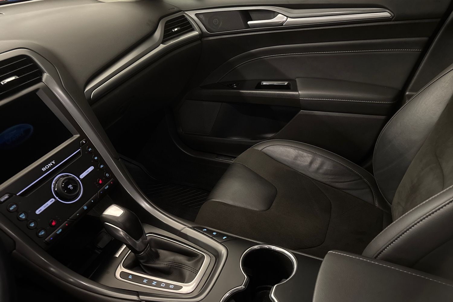 Ford Mondeo vaihtoauto