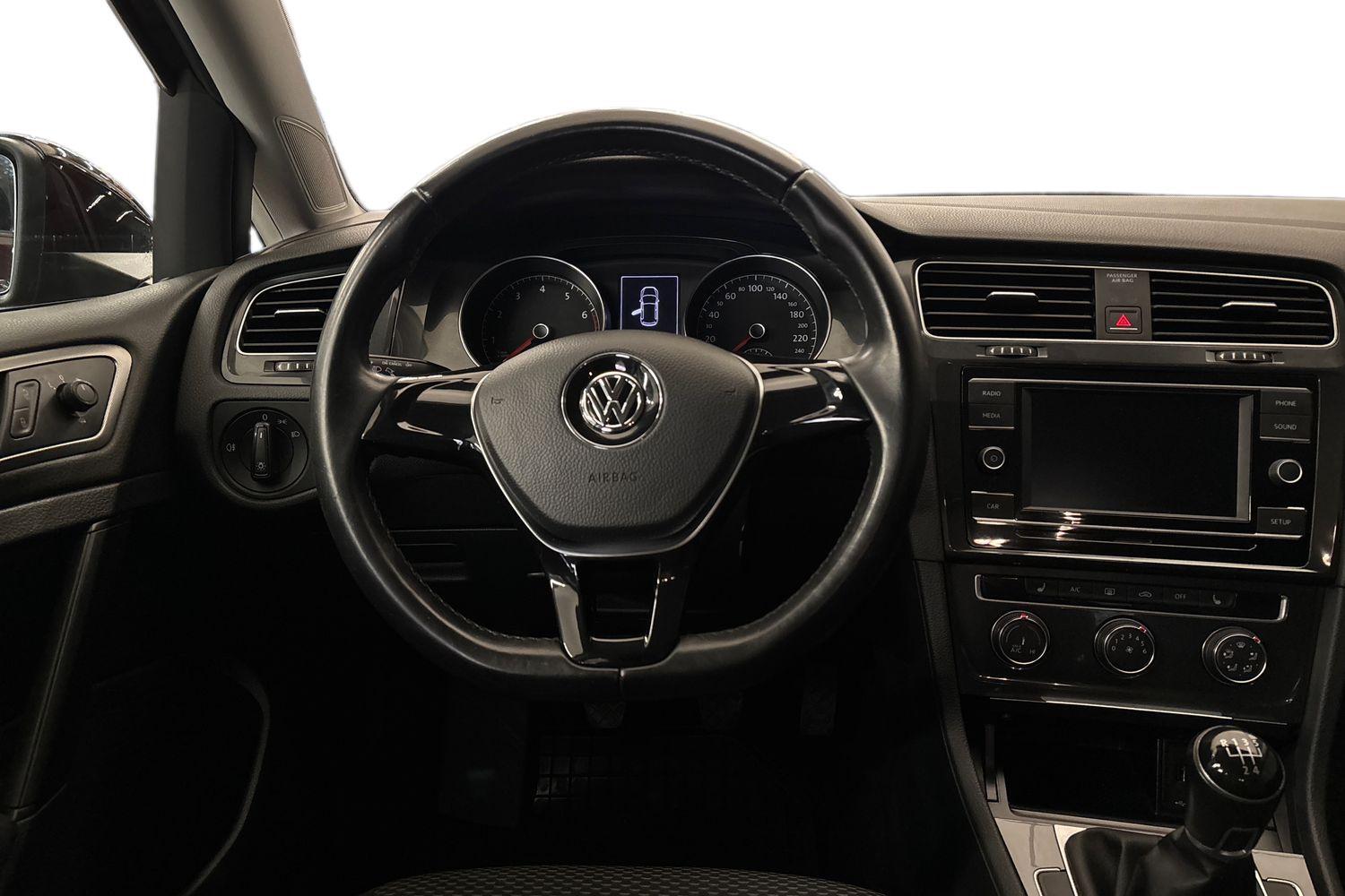 Volkswagen Golf vaihtoauto