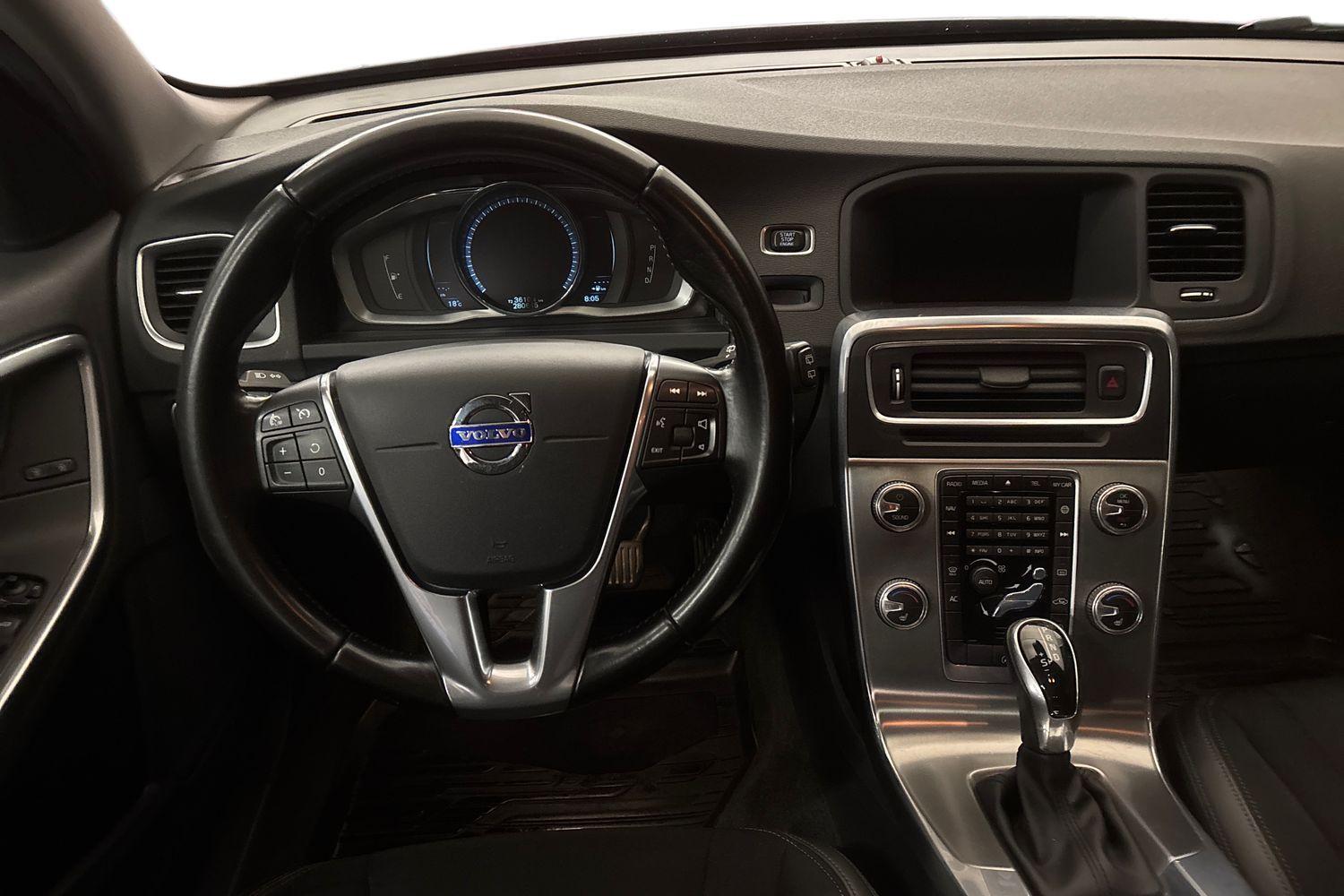 Volvo V60 Cross Country vaihtoauto