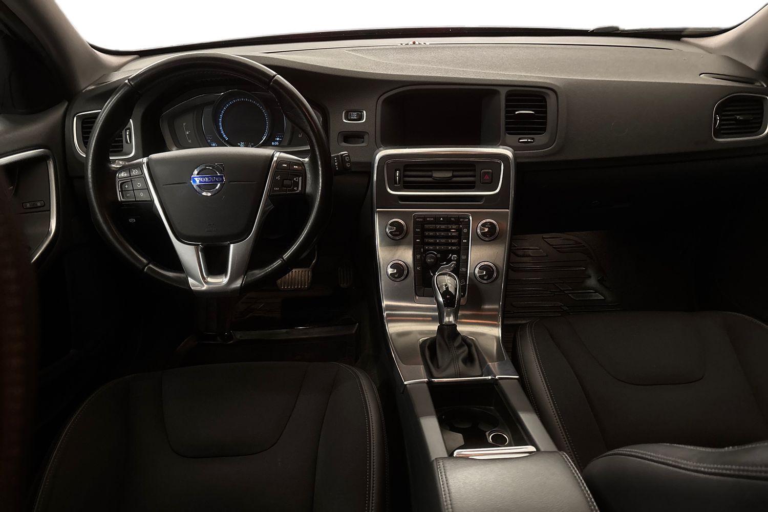Volvo V60 Cross Country vaihtoauto