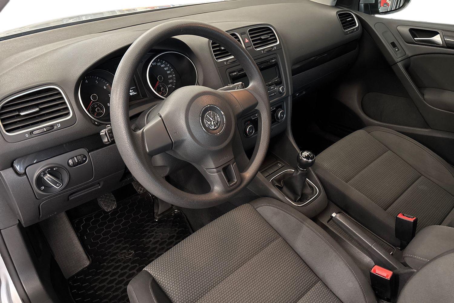 Volkswagen Golf vaihtoauto