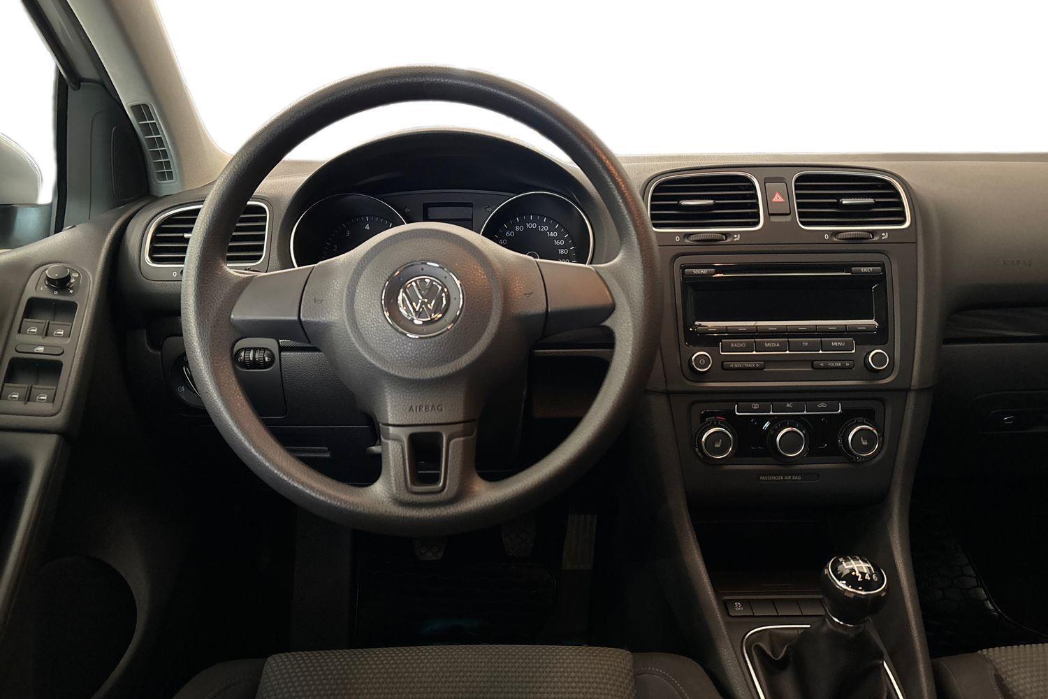 Volkswagen Golf vaihtoauto
