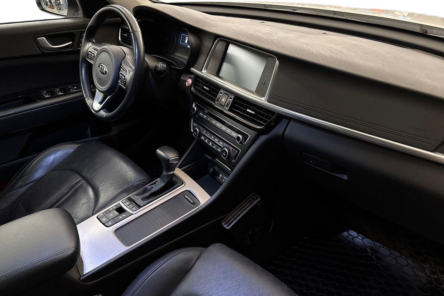 Kia Optima vaihtoauto