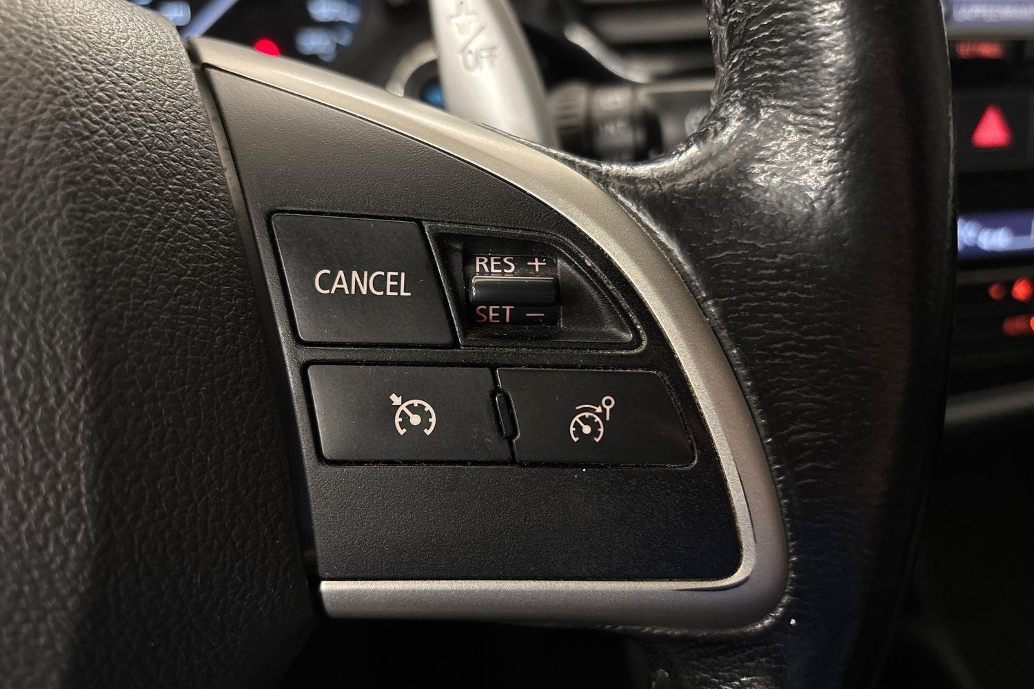 Mitsubishi Outlander PHEV vaihtoauto